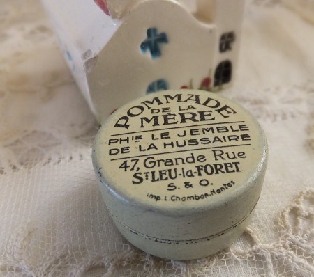 フランス POMMADE DE LA MERE ミニミニ缶 ブロカント　雑貨
