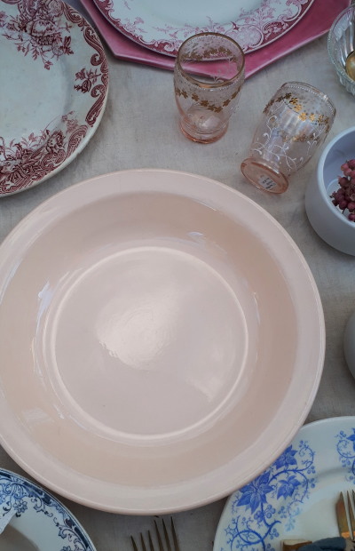 ディゴワン サルグミンヌ 　ピンク　大きめな深皿　*　フランスアンティークプレート　SARREGUEMINES