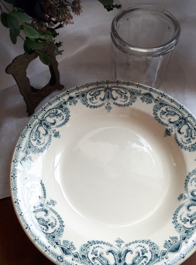 Au Planteur De caiffa ティアラのようなガーランド模様の深皿　　*　アンティークプレート　アンティーク食器　グリーン