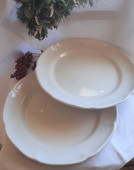 クリーミーな白い 花リムプレート　*　アンティークプレート　アンティーク食器　テーブルウエア