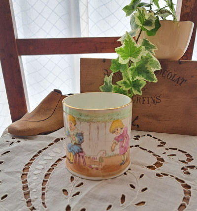 C} Nurseryware }OJbv